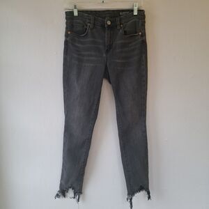 Blank NYC The Reade Crop Black/Gray Denim Jeans Size 27 Shark Hem Distressed